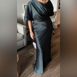 Amsale Pryce Slouch dress size 16